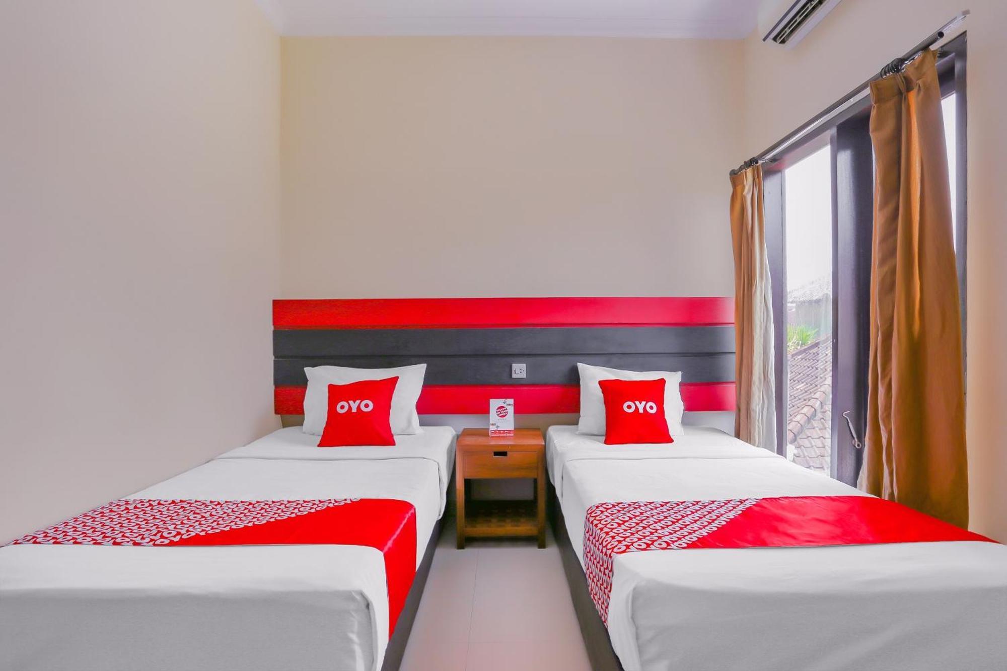 Oyo 4012 Ari Beach Inn Kuta  Exterior photo